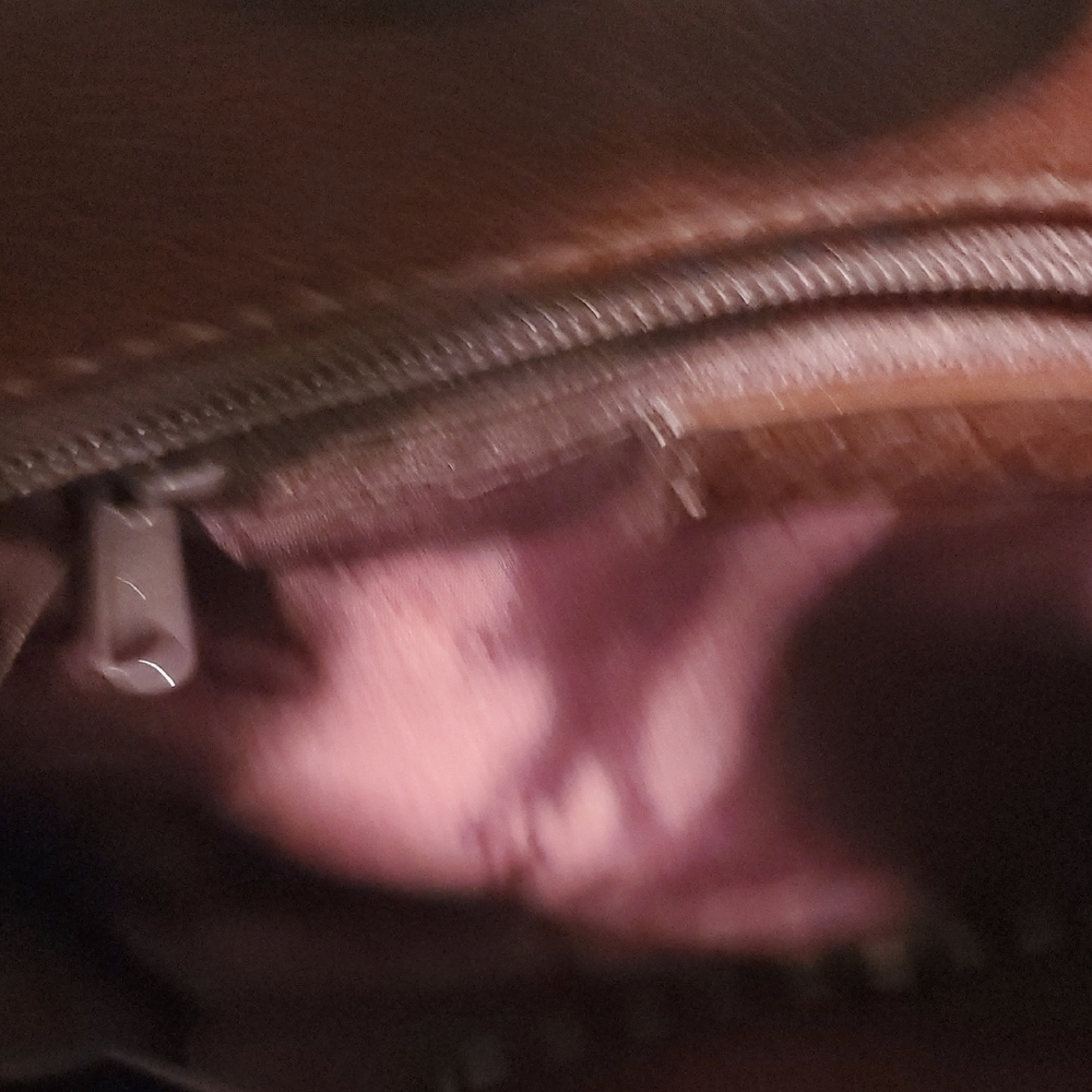 XOXO Rich Brown Shoulder Bag - Picture 7 of 10